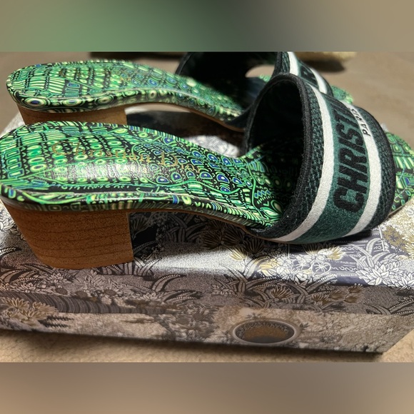 CHRISTIAN DIOR HEELED SANDALS - Picture 3 of 6